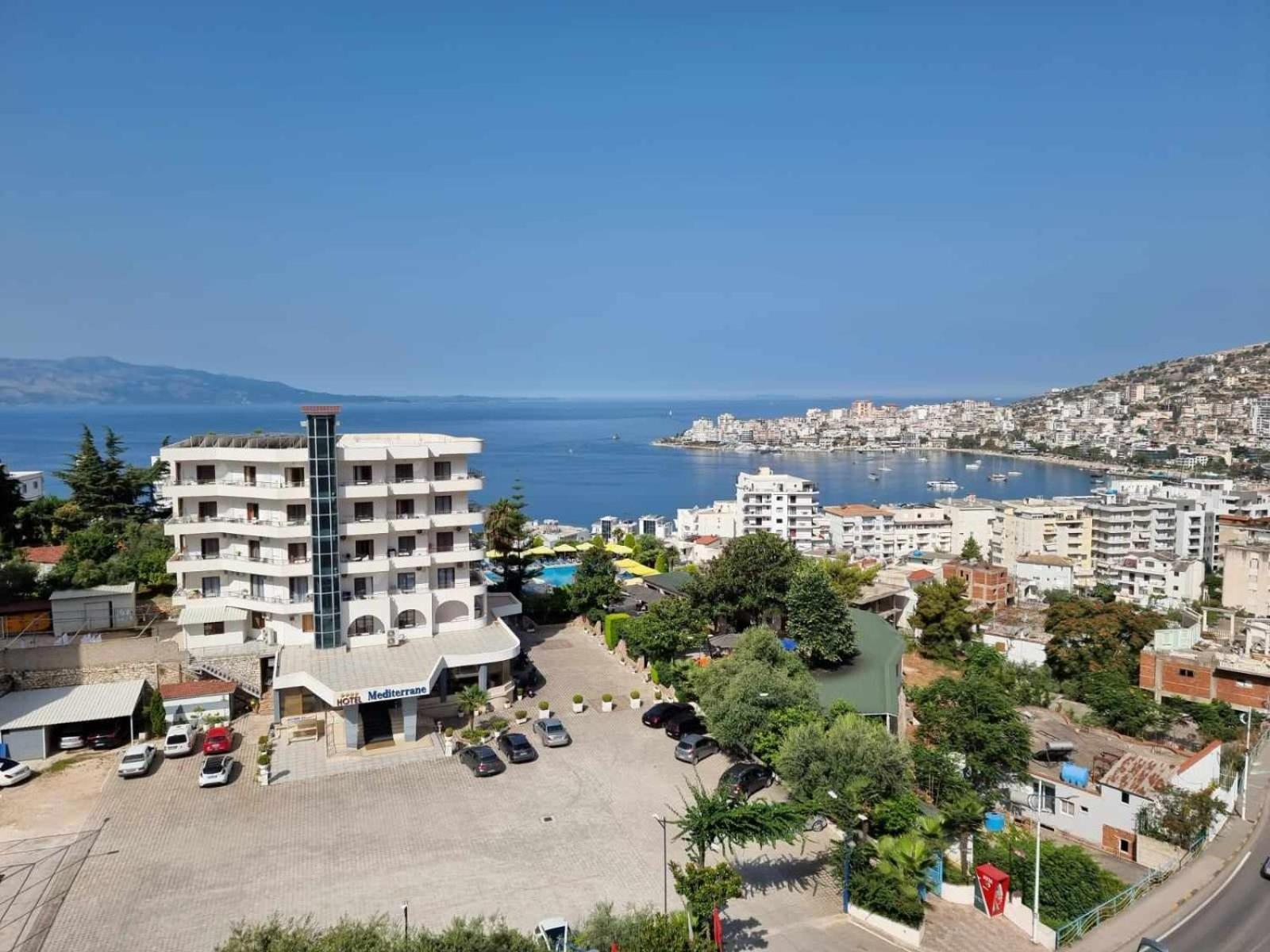 Two Suns Apartament Sarandë Exterior foto